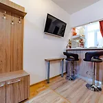 Poarta Schei Studio